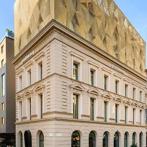 https://pullman.inbudapesthotels.com
